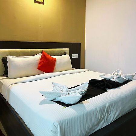 Bay Breeze Resorts & Hotels Morjim Zewnętrze zdjęcie