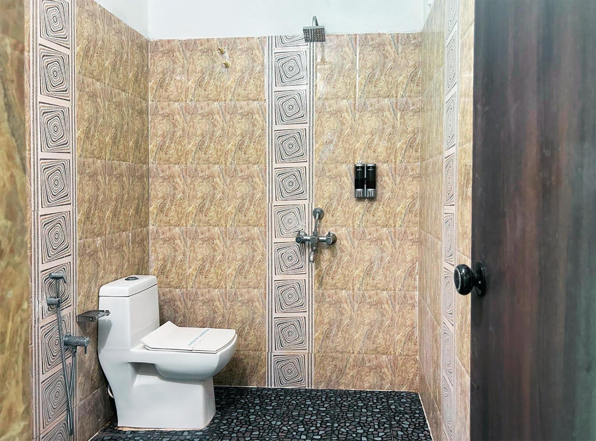 Bay Breeze Resorts & Hotels Morjim Zewnętrze zdjęcie