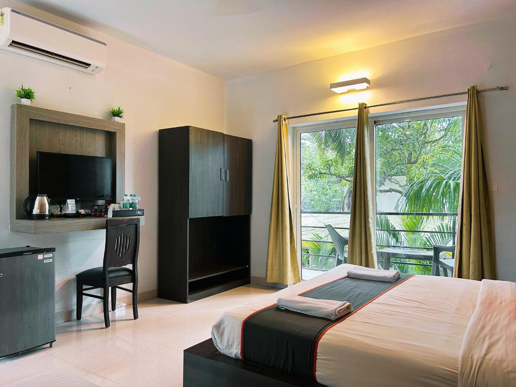 Bay Breeze Resorts & Hotels Morjim Zewnętrze zdjęcie